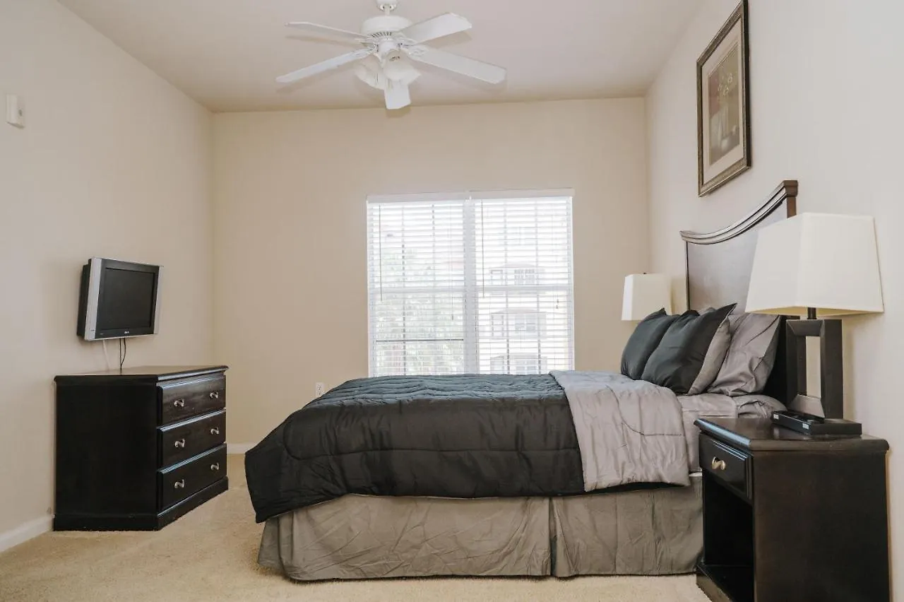 Perfect 2-Bedroom Resort Condo Free Parking Tampa United States